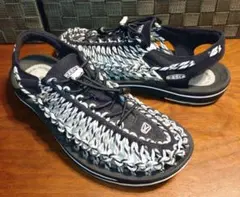 オールジェンダーシャンティアーツKEEN x ESOW x GINZA GL - メルカリ