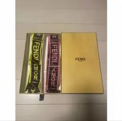 新品✨ FENDI フェンディ ラッピー ズッカ リボンスカーフ シルク 箱