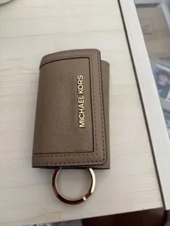 MICHAEL KORS ブラウン レザー キーケースのサムネイル