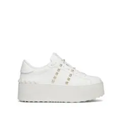 VALENTINO GARAVANI ロックスタッズ スニーカー　靴ひものサムネイル