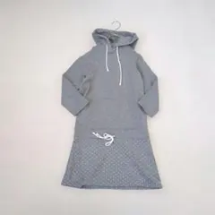 【Champion/チャンピオン】長袖パーカーチュニック『L』グレー　目ワッペンのサムネイル