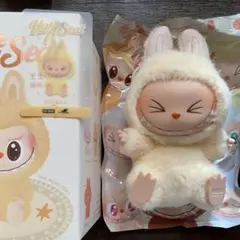 THE MONSTERS Have a Seat SISI シシ