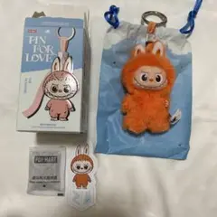 popmart labubu ラブブ　pin for love Z