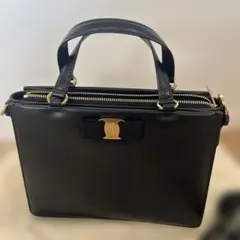美品！フェラガモ 2way ハンドバッグ