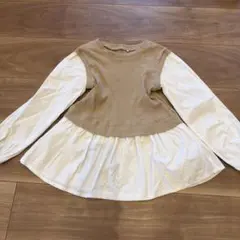 ベージュとホワイトの長袖フレアトップス 110cm