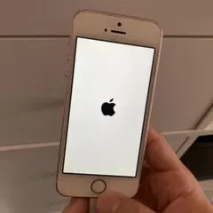 よ*ー様 Apple iPhone SE ローズゴールド 64GB SIMロック