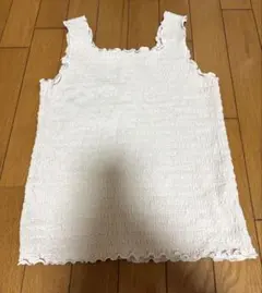 タンクトップ