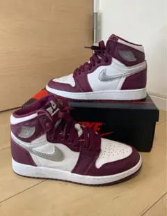 Nike Air Jordan 1 ボルドー