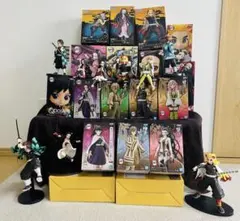 鬼滅の刃　フィギュア　 グッズ　まとめ売り　２5体