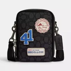 未使用級【廃盤】COACH メンズショルダーバッグ ワッペン クロスボディ
