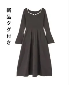 ナチュラルビューティベーシック　バイカラーハートネックニットワンピース