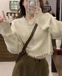 アイボリー クロップドニット 長袖 SHEIN