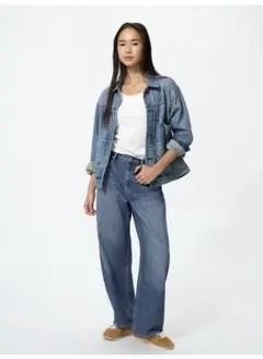 ユニクロ UNIQLO バギーカーブジーンズ 67 ブルー 26 補正無し