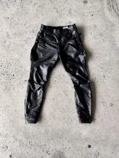 Item thumbnail for item a9ca75cd-2f36-400e-862b-4e4cb90021e9