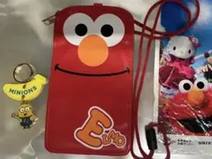 エルモ 年パスケース＆ミニオンキーホルダー