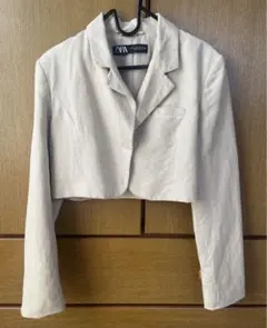 ZARA ベージュ クロップド　テーラードジャケット S