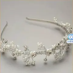 パール クリスタル 白 花 ヘッドドレス キ ラキラ ティアラ 披露宴 パーテイ