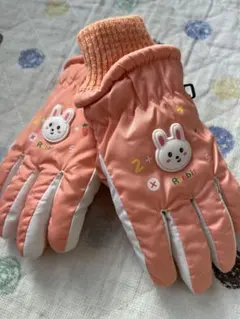 ウサギキャラクター付き防寒グローブ
