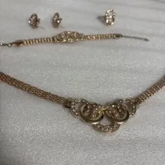 金色メッキ ジュエリーセット ネックレス・ブレスレット・イヤリング