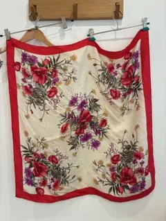 ヴィンテージ花柄シルクスカーフ大判　赤