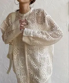 【美品】JUNOAHレースシャツ