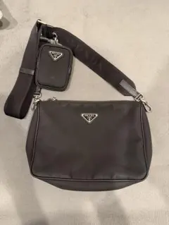 PRADA ブラック ショルダーバッグ