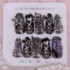 ︎ ゴシック 闇かわ 地雷系 キラマグ 黒ラメ ネイルチップ ♡