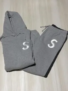 SUPREME スウェットセットアップ　L .XLのサムネイル
