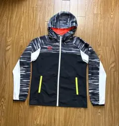 umbro アンブロ ウィンドブレーカー 黒x白xグレー レディースL
