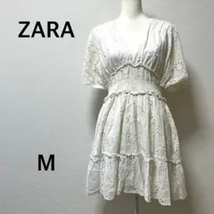 ザラ ワンピース　ミニ　半袖　花柄　刺繍デザイン　アイボリー　ガーリー　Aライン