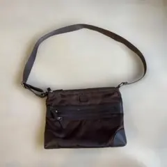 ungaroショルダーバッグ　ブラウン