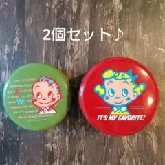 ミスド オサムグッズ 丸型お弁当箱 レッド&グリーンのサムネイル