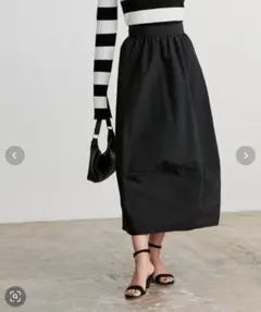 黒のバルーンスカート　シンプル軽いロングスカート、雨の日にも