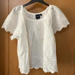 GAP 刺繍入りホワイト半袖ブラウスのサムネイル