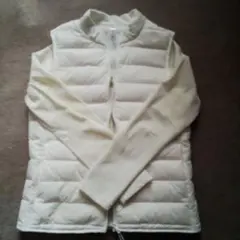 美品　アディダスダウンジャケット