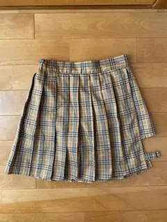 ベージュ　ガータープリーツミニスカパン