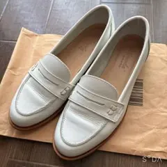 Stilmoda ホワイト　コインローファー 36 23のサムネイル