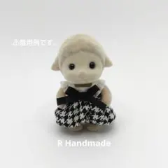 ミニチュアドール服　ハンドメイド　赤ちゃん　千鳥格子柄バルーンワンピース