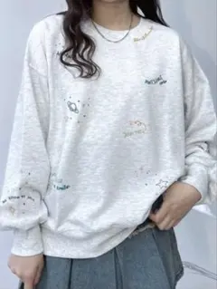 AS KNOW AS plus ちりばめモチーフ刺繍スウェット オートミール