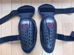 Troy Lee Designs トロイリー プロテクター 肘(ひじ)用のサムネイル