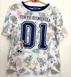 【美品】ディズニーシー　TOKYO DISNEYSEA 半袖Tシャツ 01のサムネイル