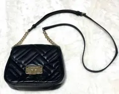 マイケルコース　ブラック キルティング ショルダーバッグ　小さめ　バッグ