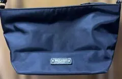 美品　ブルーレーベル　ナイロン　ショルダーバッグ　黒