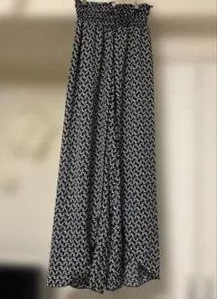 ウエストゴム フレアパンツ 黒白パターン