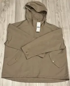 GU マウンテンパーカー ベージュ L