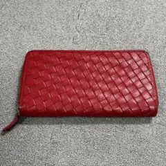 barneys new york 赤　イントレチャート　ラウンドジップ　長財布