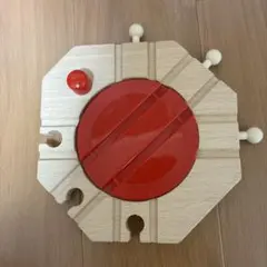 BRIO ツマミ付ターンテーブル 33361