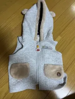Piccolo ベビーベスト 90cm くま耳フード付き