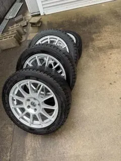 ブリヂストン BLIZZAK 225/50R17 ホイールセットのサムネイル