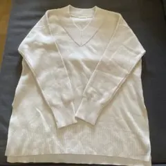 GU Vネック長袖 ニットベージュ❤︎XS